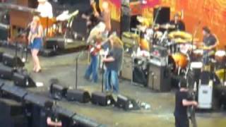 quotComing Homequot  Derek Trucks Susan Tedeschi amp Warren Haynes Crossroads 2010 [upl. by Ecal]