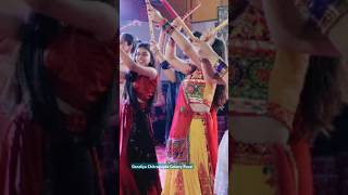 Chogada TaaraDandiya Dance  Loveyatri Bollywood  Navarathri Traditional dandiyadandiyadress [upl. by Siderf]