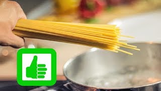 Spaghetti richtig kochen ohne kleben  Nudeln perfekt kochen  Anleitung Tipps und Tricks [upl. by Airdnaz468]