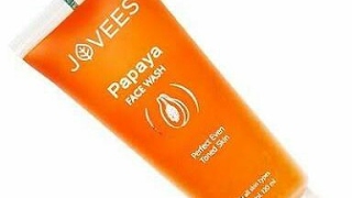 Review of JOVEES PAPAYA face wash for all skin types [upl. by Avigdor497]