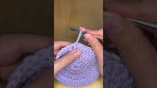 How to make seamless rounds of double crochet stitches [upl. by Whitby570]