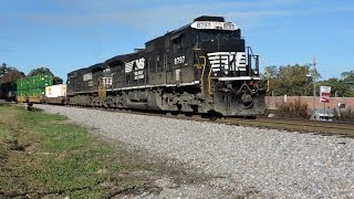 HD NS 8797 leads NS Train 220 in Tallapoosa GA [upl. by Ilehs]