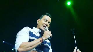 Tu Volveras  Victor Manuelle Rosemont Theatre [upl. by Arriaet]