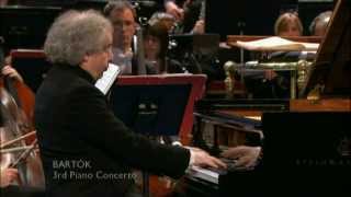 András Schiff  Bartók  Piano Concerto No 3 in E major Sz 119 [upl. by Oiramaj418]