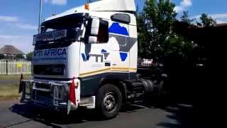 Another truck with its abnormal load causes concern in Randfontein [upl. by Atilrac]