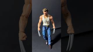 Wolverine Marvel Legends Posing actionfigures marvellegends marvel wolverine [upl. by Ahsyat]