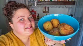 In cucina con LaRo😻  polpette di ceci 🍽👩🏻‍🍳 [upl. by Zephan]