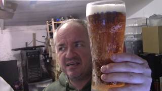 Beer  Review 818  Woodfordes Wherry [upl. by Barboza359]