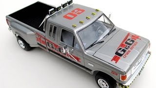 How to Build the 1991 Ford F350 Dually Scale Model Kit 854376 [upl. by Frear]