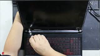 Remplazo de pantalla laptop acer nitro 5 [upl. by Hacker724]