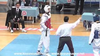 80kg Berkcan Sungu  Sabit Varol 2013 Turkish Taekwondo Championships 21 [upl. by Nodgnal]