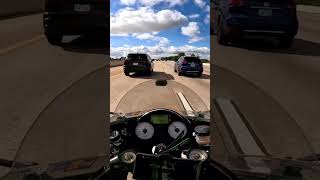 Freeway crusing on a zx14 kawasakizx14 ninjazx14 bikelife [upl. by Okimik]