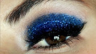 Maquillaje de Ojos Glitter o Purpurina para Carnaval 2015  Glitter Makeup  Lau [upl. by Eelaroc]