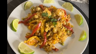 Receta de paella de mariscos [upl. by Kcirdde]