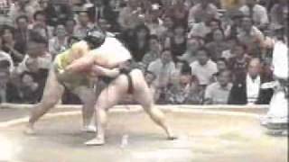 Miyabiyama vs Takanohana aki 2002 [upl. by Stevana]