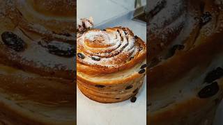 A beautiful and soft delicious bun sweetfoods bun bunstyles cook булочки ключи хлеб bread [upl. by Ityak]