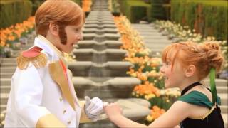 La Reine des Neiges  LAmour est un Cadeau Live Action dans la Vraie Vie [upl. by Veator]