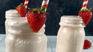 Banana Mango Strawberry Smoothie [upl. by Annabel]