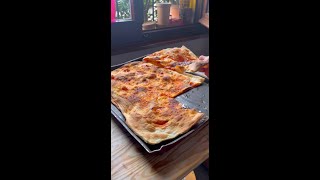 FOCACCIA SOTTILE alla PIZZAIOLAun sogno🤩 Shorts [upl. by Iadrahs188]