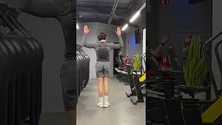 Mittlerweile ist jedes Gym aus alles Winkeln 4K Videoüberwacht 😂😭 gym fitnessstudio coemdy [upl. by Dam972]