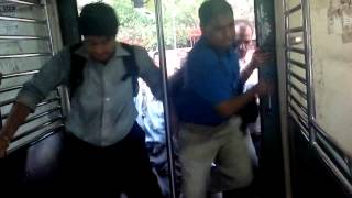 How To Get Inside a Mumbai Local At Rush Hour [upl. by Nylia]