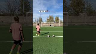 RETO de PORTERO🧤⚽️ MINI🥅 a GRANDE🥅 gomeznawer shorts viralvideo football goalkeeper [upl. by Phiona]