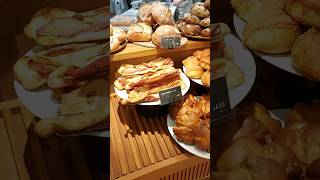 This is heaven japan eating food foodie foodlover tokyo bread bakery yummy freshlybaked [upl. by Felicdad]