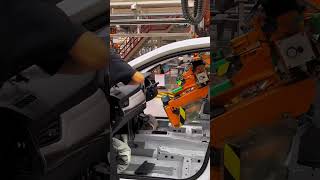 Car center console fixing process Good tools and machinery make work easy [upl. by Calondra]