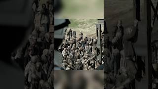 Walkers climb over the Commonwealth walls 🧟‍♂️  S11 E23  thewalkingdead shorts [upl. by Lammond825]