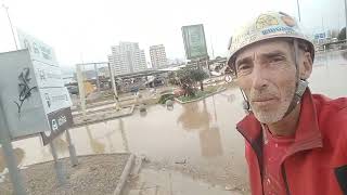 Segundo dia de la tragedia en carrefour buscando muertos y viveres para las personas necesitadas [upl. by Careaga]