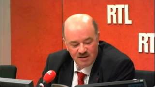 Alain Bauer  à Chevaline les pompiers nont pas ouvert la voiture des victimes  RTL  RTL [upl. by Amargo]