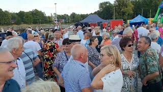 Rewelacyjny klimat potańcówki ze wspaniałą publiką na Pikniku nad zalewem w Szydłowcu 10 08 2024 [upl. by Nolaf178]