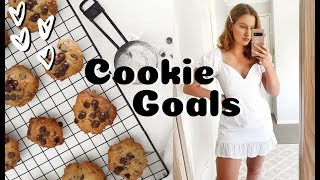 Cook With Me  Chocolate Chip COOKIES [upl. by Lindo]