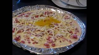 Pizza vosgienne par Abigael Foodspizza gabonaise  meilleures pizza du Gabon Pizza au fromage [upl. by Hew]