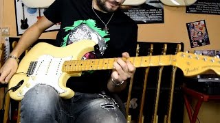 I try to detune my Fender Yngwie Malmsteen Stratocaster [upl. by Dannon]