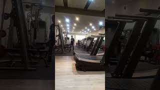 Merapikan Dan Membersihkan Ruang VIP Ditempat Gym Fitness [upl. by Assil452]