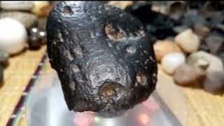 النيازك التي لا تنجدب للمغناطيس Meteorites Ordinary Condrites Achondrites Stony Irons Irons [upl. by Leruj620]