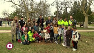 Los escolares de Mislata celebran el Día del Árbol [upl. by Sanchez929]