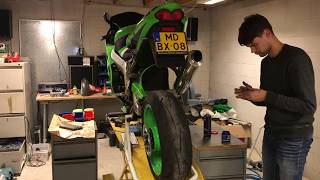 Replace chain and sprockets of a Kawasaki ZX9R  Workshop video 1 [upl. by Learsi]