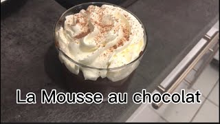 Mousse au chocolat maison  ultra facile [upl. by Zelde]