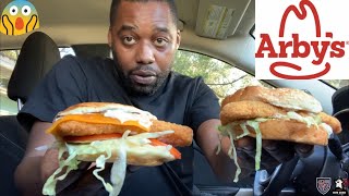 Arbys Kings Hawaiian Fish Deluxe Sandwich REVIEW  Arbys Crispy Fish Sandwich [upl. by Ereveniug]