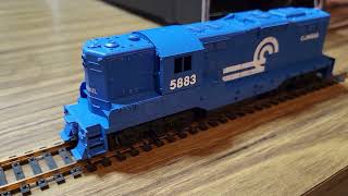 Athearn Blue Box Conrail GP9 5883 [upl. by Flessel936]