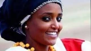 Tilahun Gessese  Ashaam ya matabeጥላሁን ገሰሰ  አሻም ያማታቤ Ethiopian Afaan Oromo Old Music [upl. by Wertz]