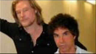 Daryl Hall amp John Oates  Give it Up Old Habits [upl. by Notlem158]