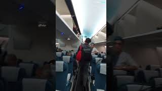 1Min Flight Review  OMAN AIR Boeing 787  LONDON to MUSCAT [upl. by Etteraj]