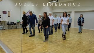 Bodils Linedance Beginners Class [upl. by Zarihs]