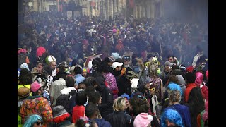 Tausende feiern Karneval in Marseille  trotz Corona  AFP [upl. by Standford]