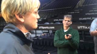 Holly Warlick talks about Diamond DeShields father [upl. by Rostand]