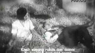 Sedangkan Lidah Lagi Tergigit P Ramlee amp Saloma [upl. by Aydiv]