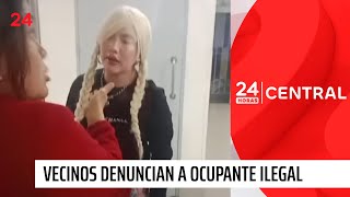 Ocupante ilegal roba compras de supermercado y ropa  24 Horas TVN Chile [upl. by Nobe554]